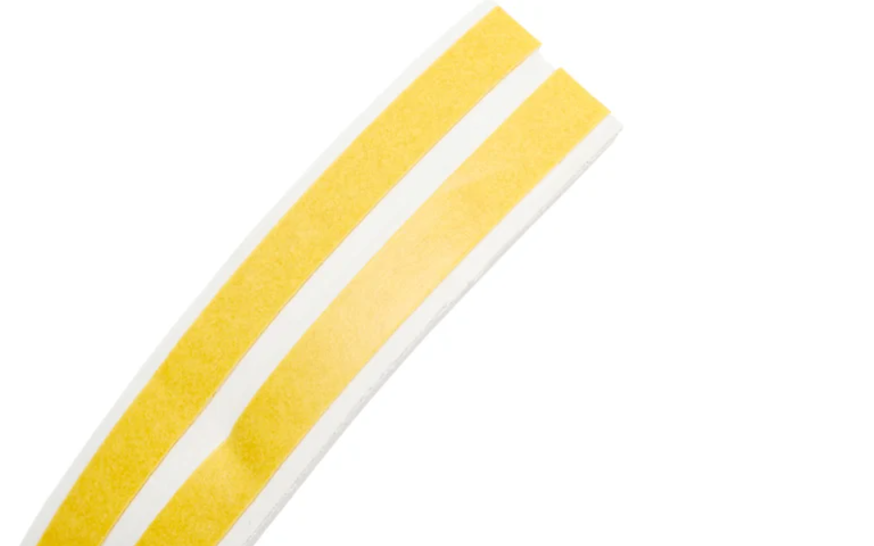 картинка Уплотнитель P-профиль белый КИМ-ТЕК одинарная полоска от магазина Евродом