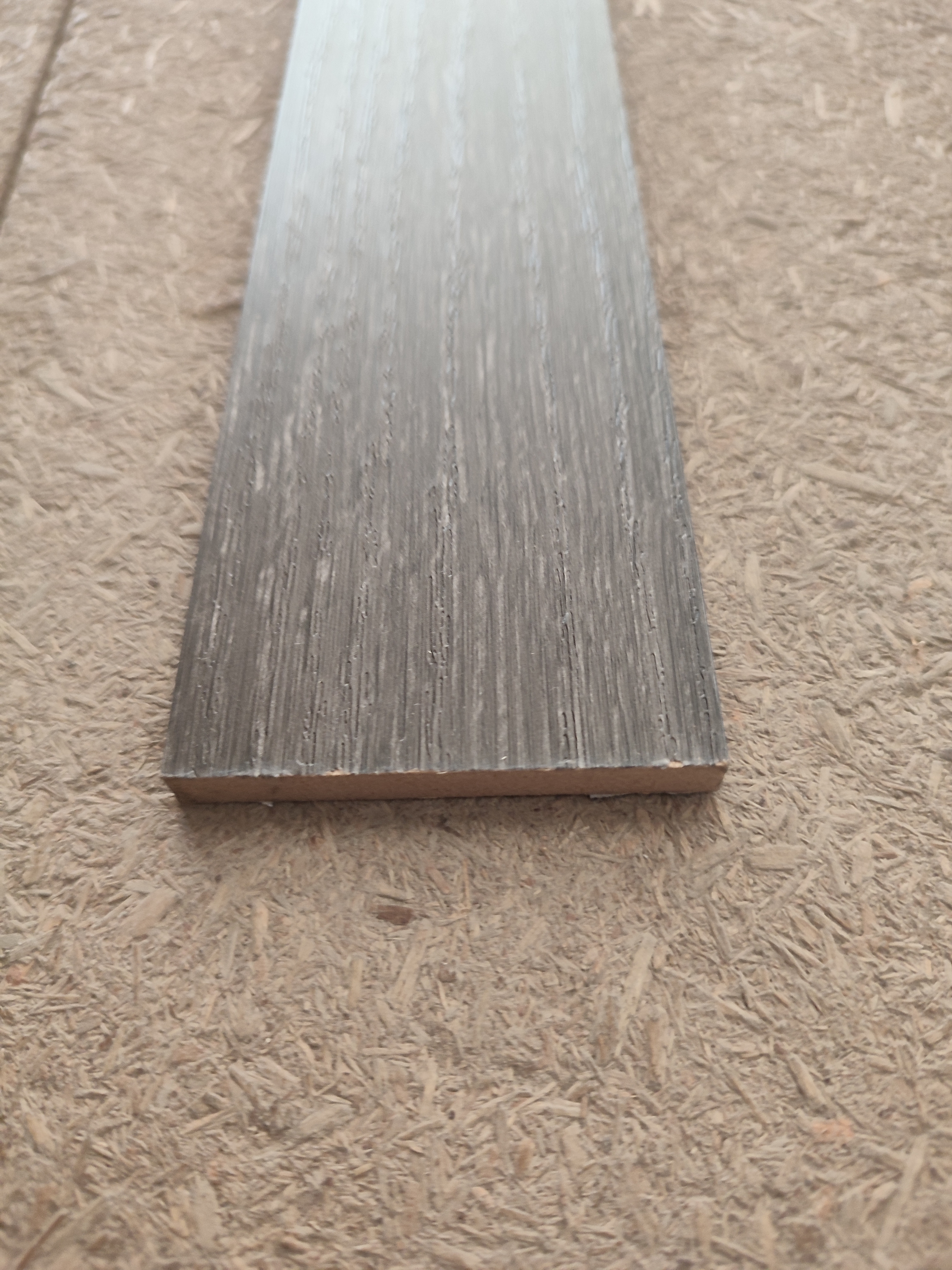 картинка Наличник ПВХ Шале графит 2200/70/26 плоский от магазина Евродом