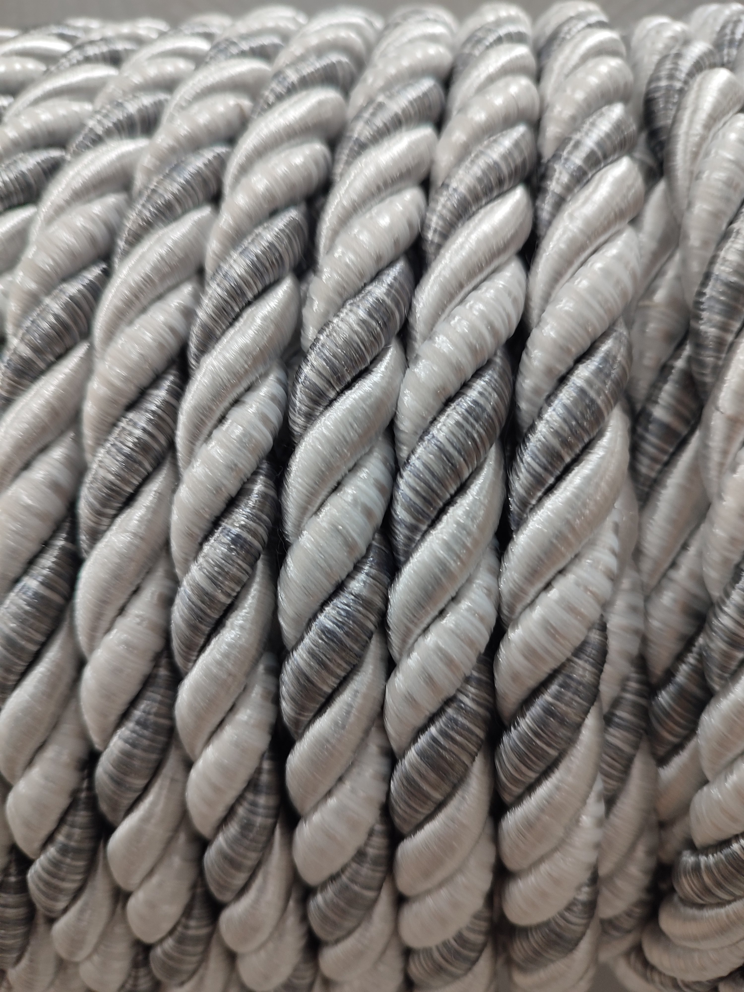 картинка Шнур 13,7 (диаметр 15) от магазина Евродом