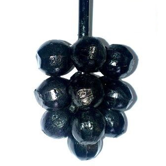 картинка Виноград М от магазина Евродом