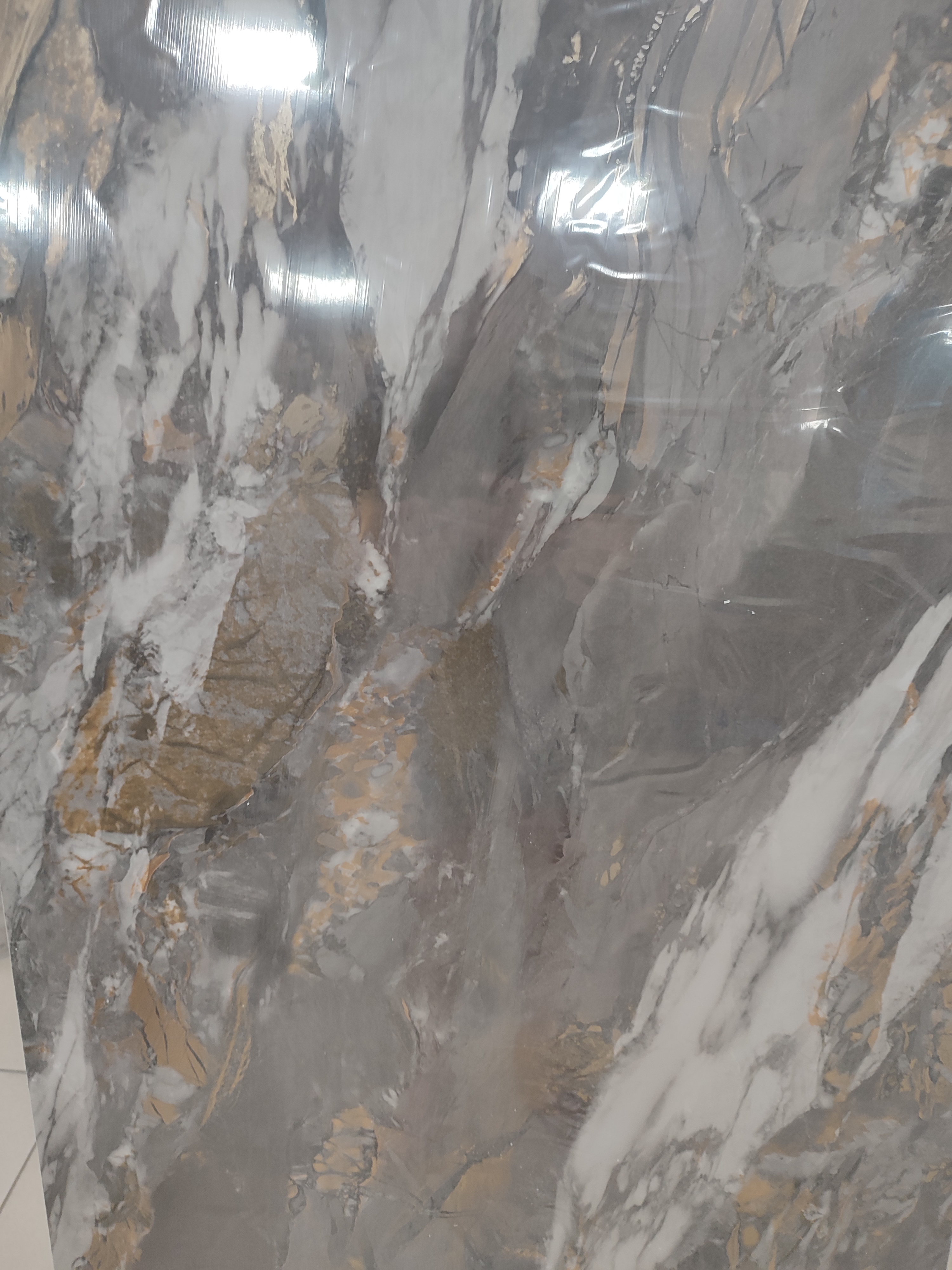 картинка Гибкий мрамор Кварцит Золото 0,6х1,2м от магазина Евродом