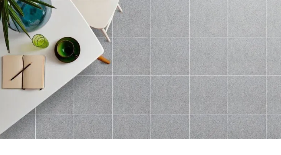 картинка Аксима "гранит" серая 400х400 от магазина Евродом