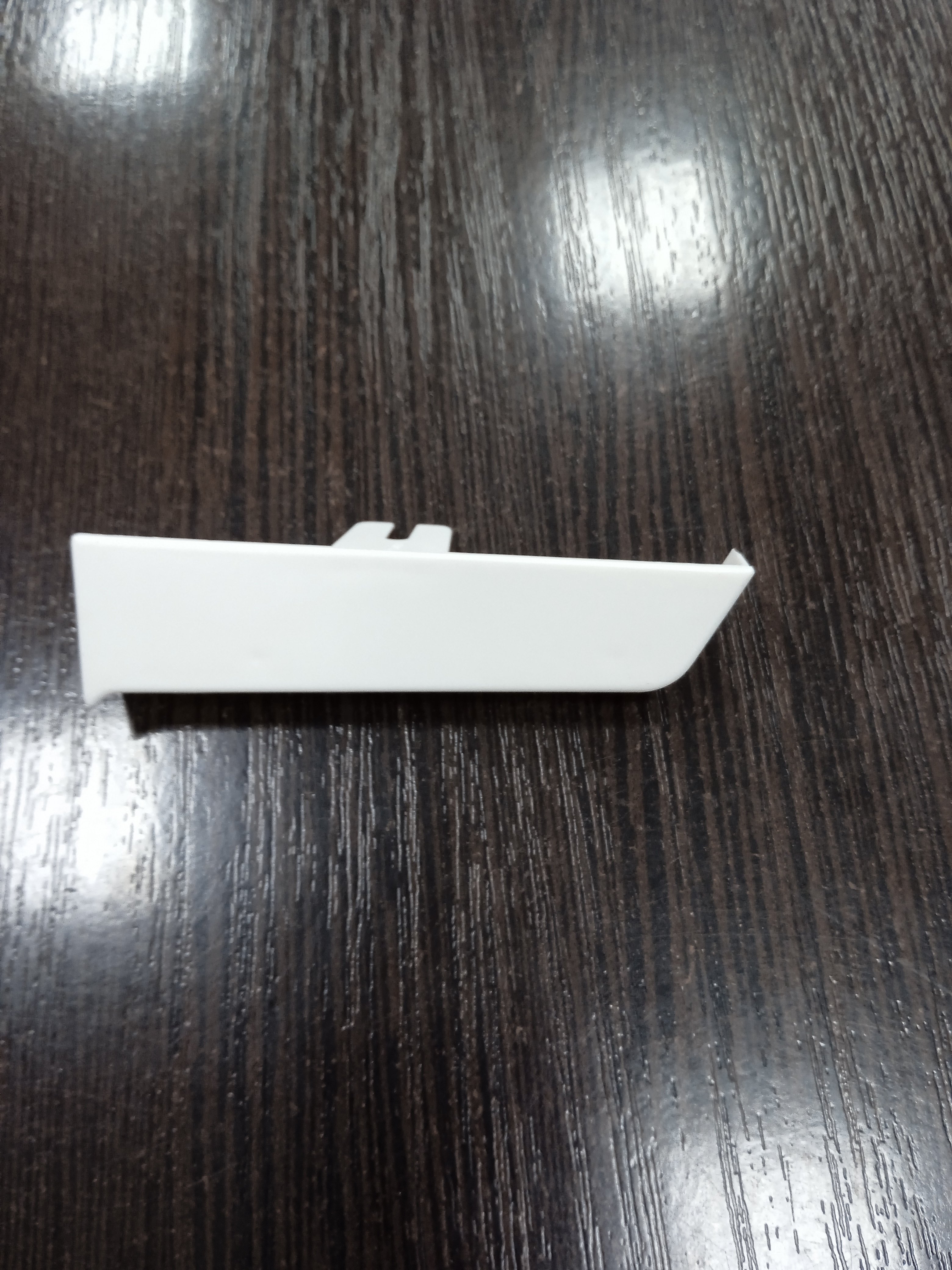 картинка 319 Заглушка левая Winart Quadro 80 мм Ваниль от магазина Евродом