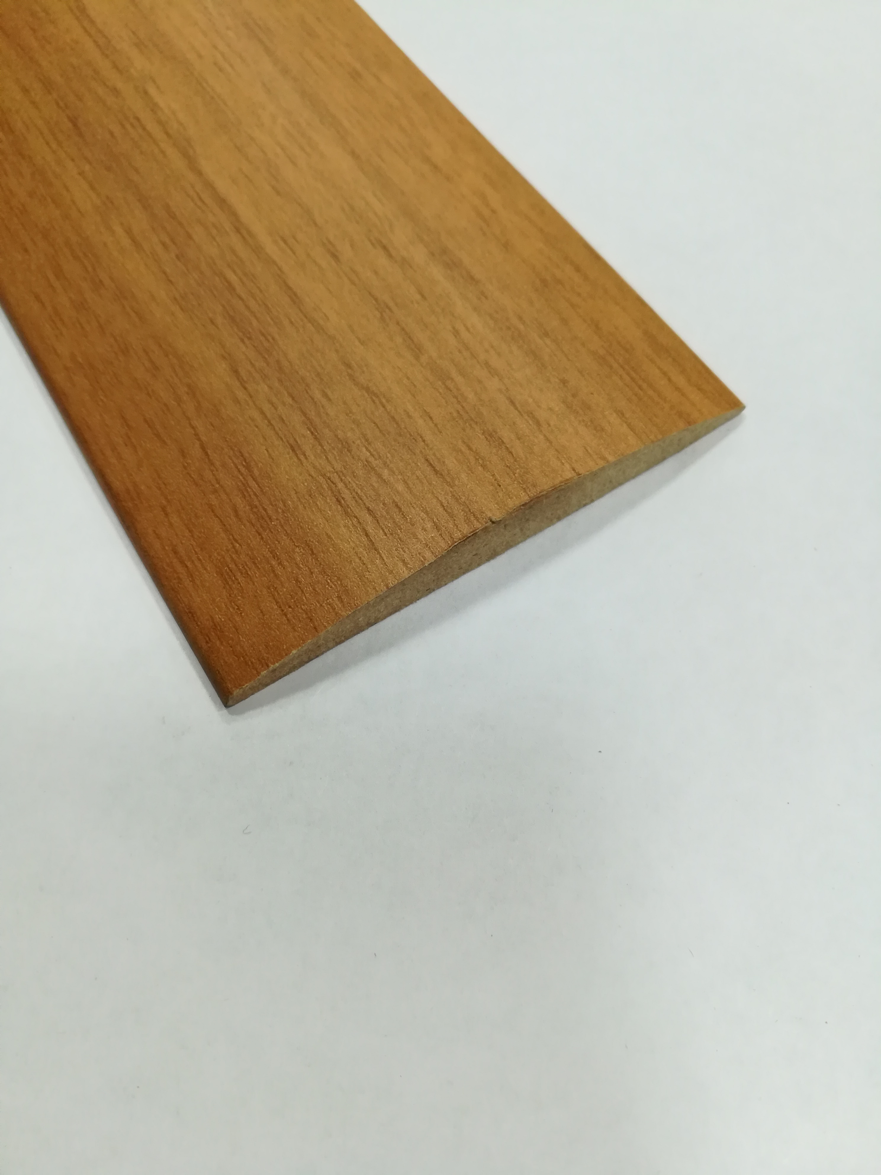 картинка Наличник  ламинированный МДФ Миланский орех 2070х70х8мм от магазина Евродом