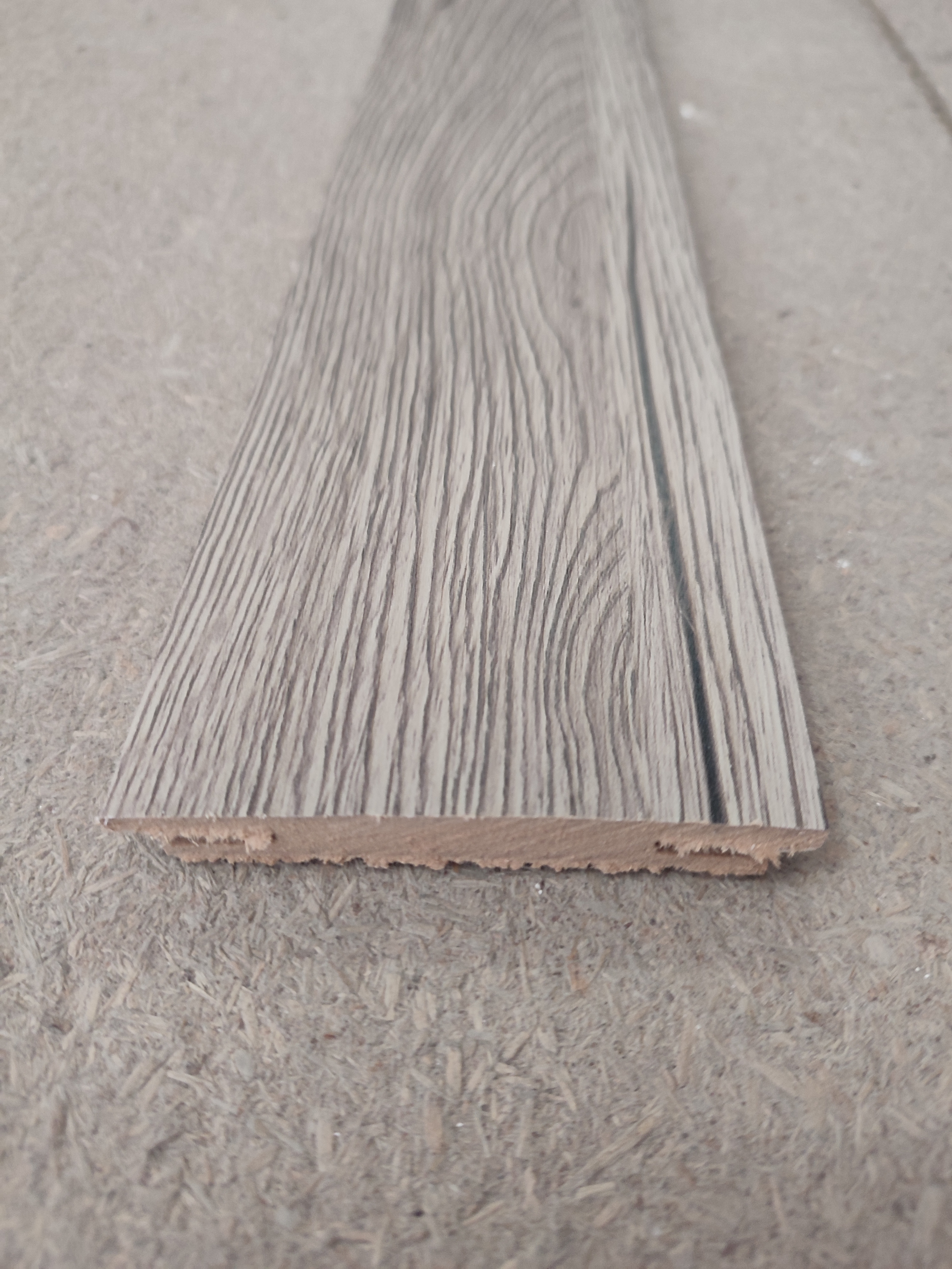 картинка Добор телескоп Q (10х90х2070 мм, Дуб эссе, Quest) от магазина Евродом