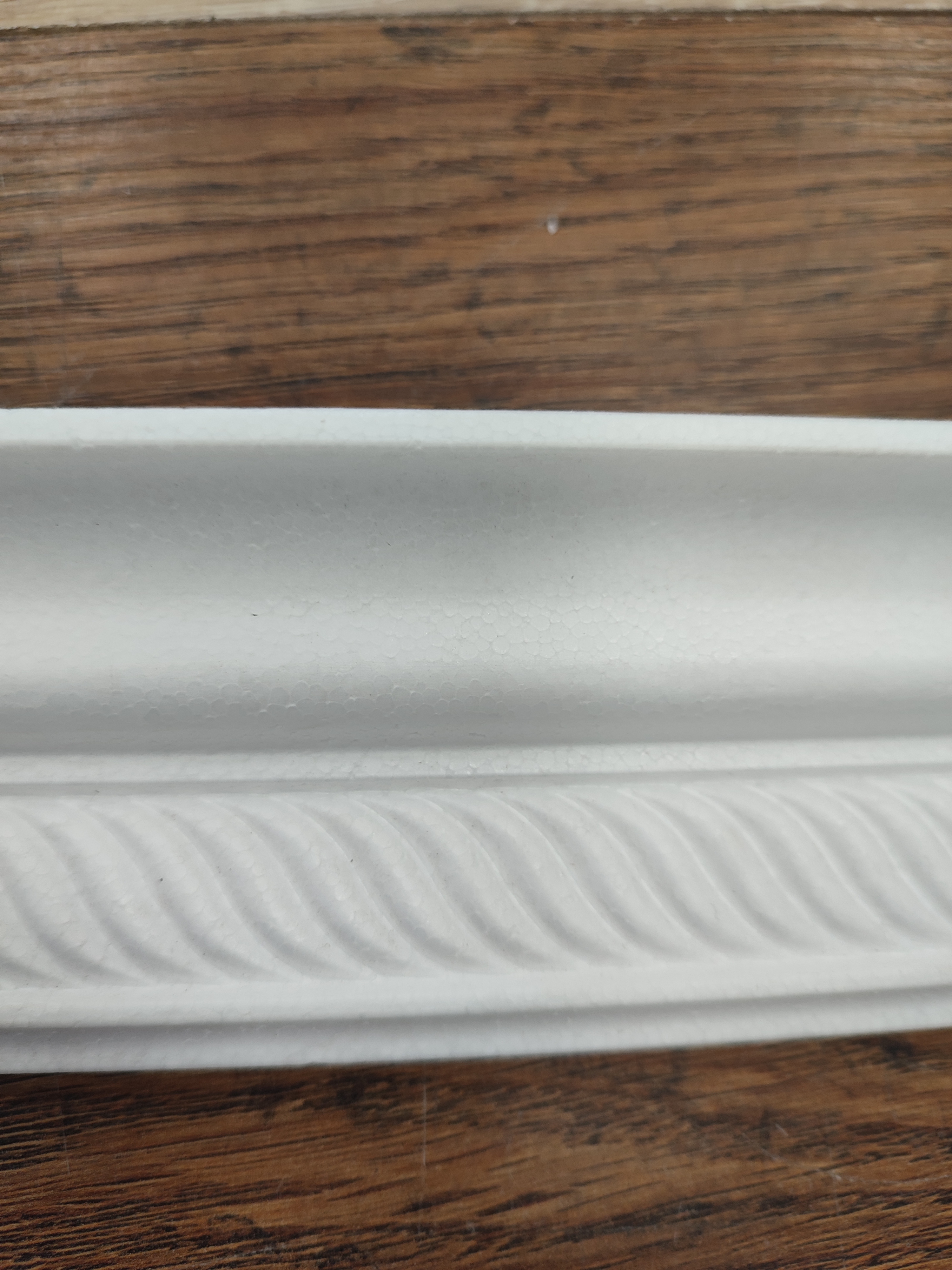 картинка Плинтус потолочный D123/70 (65) 2м от магазина Евродом