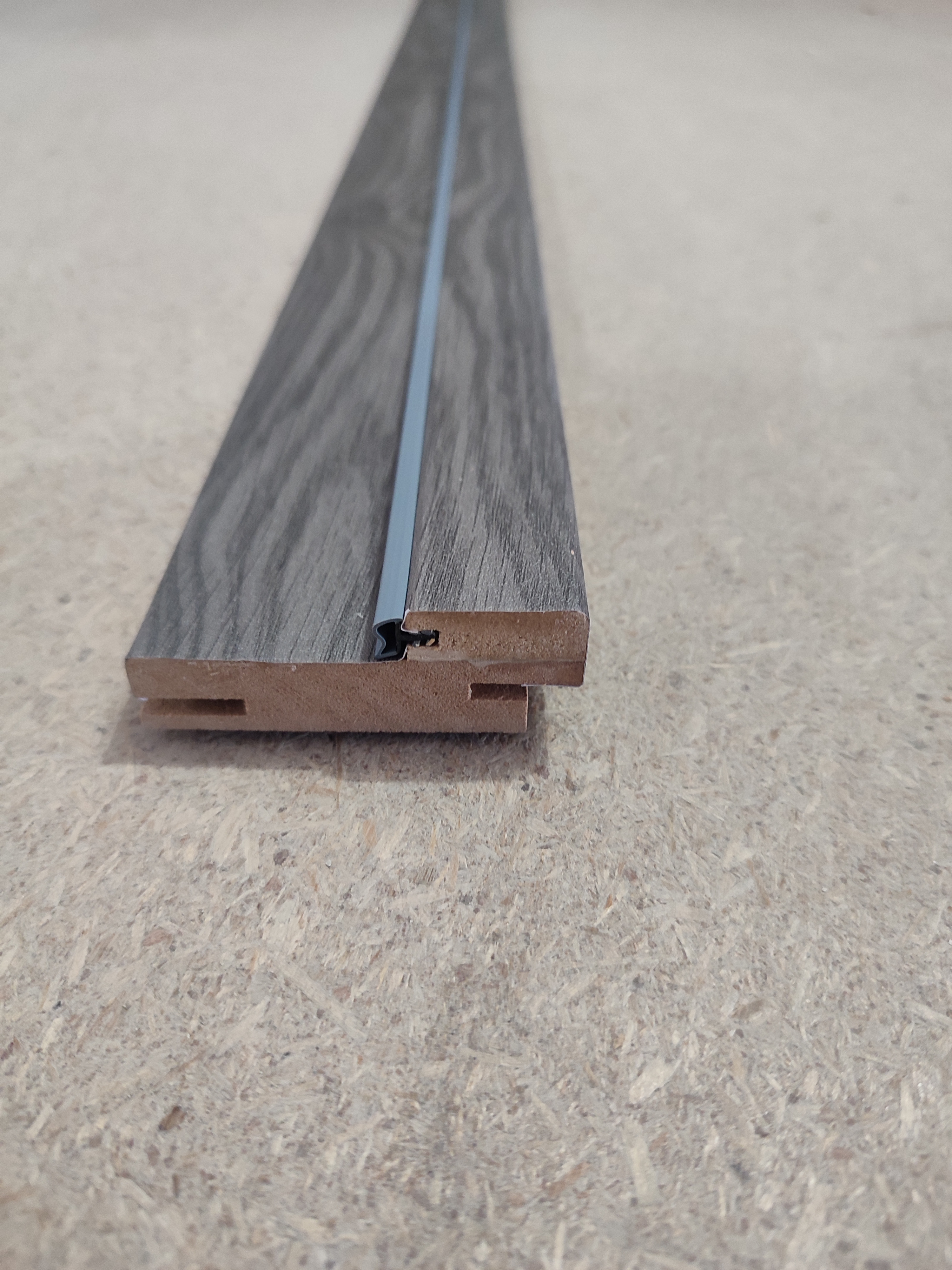 картинка Коробка телескоп Ольха серая 26*70*2070 от магазина Евродом