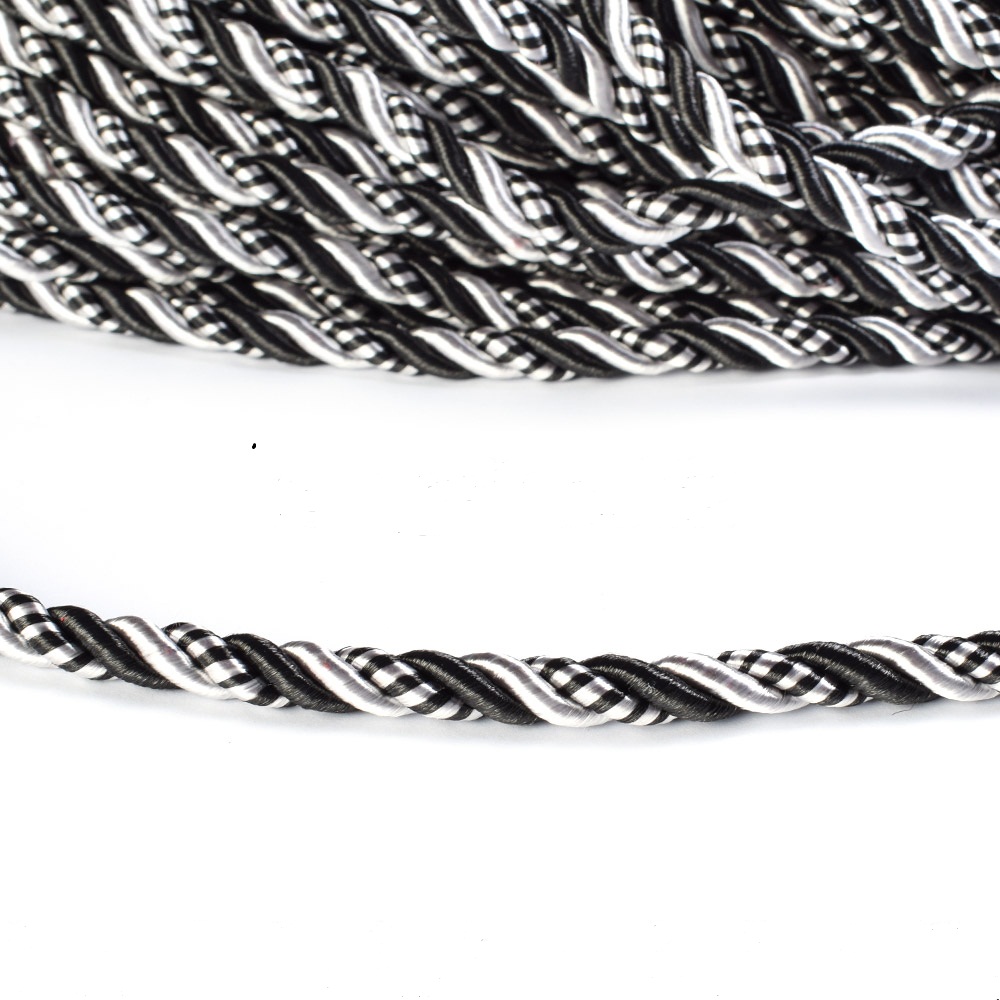 картинка Шнур М8.1(Г19) черно-белый с полоской от магазина Евродом