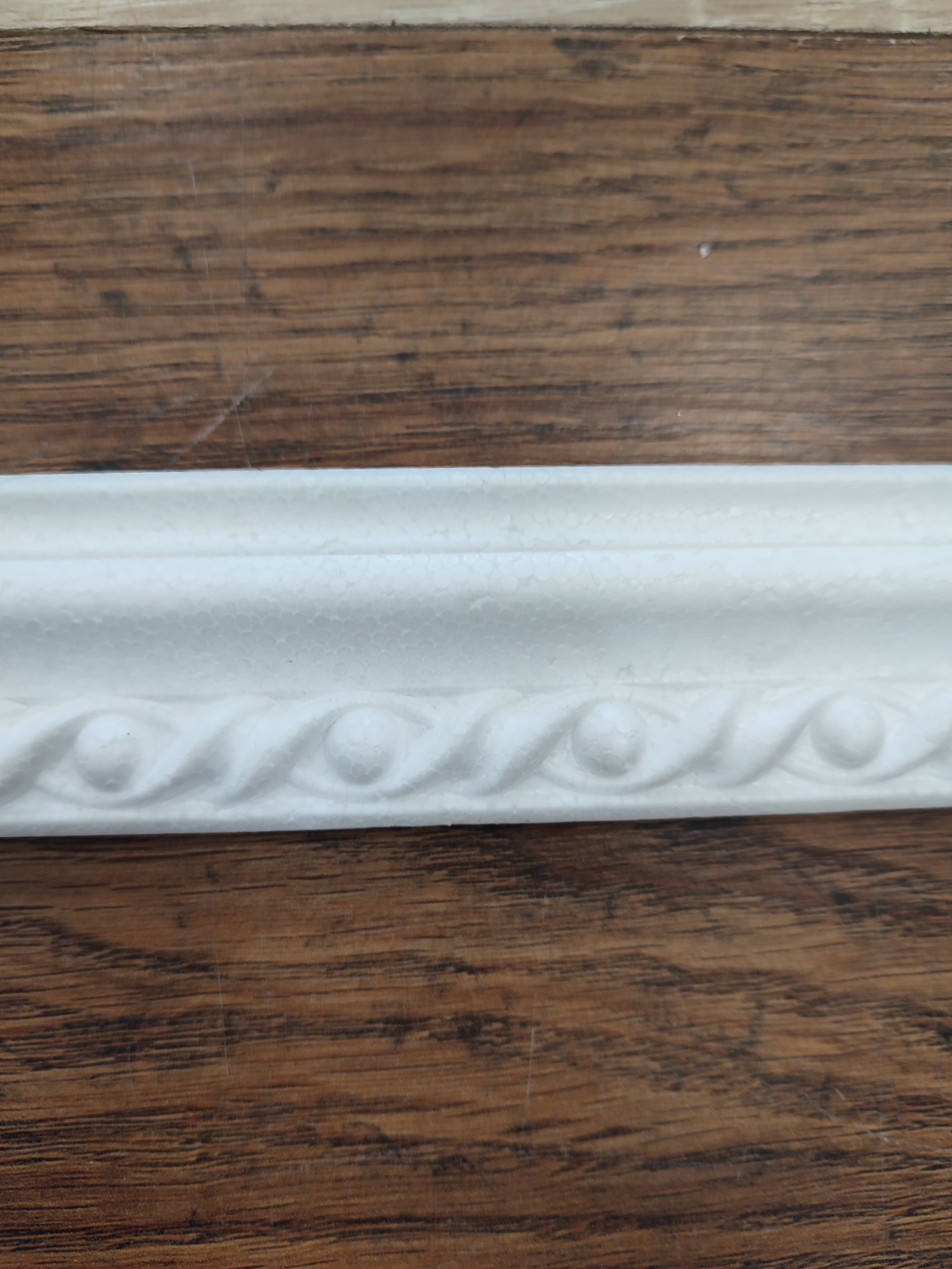 картинка Плинтус потолочный D419/45 (90) 1.5 м от магазина Евродом