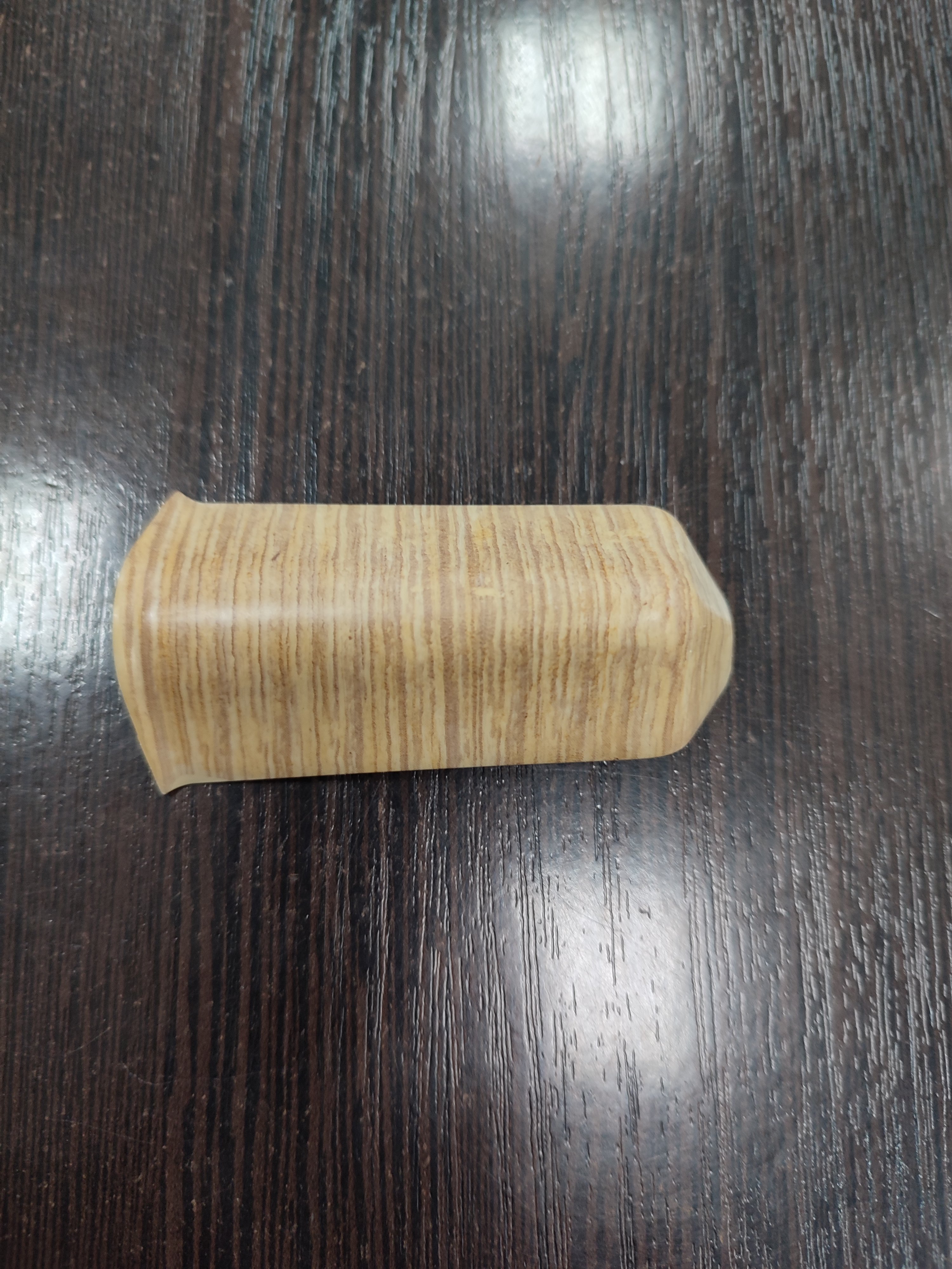 картинка 309 Угол наружный Winart Quadro 80 мм Дуб Марвел от магазина Евродом