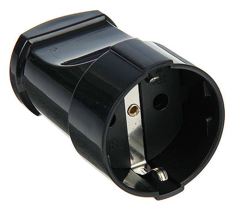 картинка Штепсель с/з чер. А1020 UNIVersal от магазина Евродом